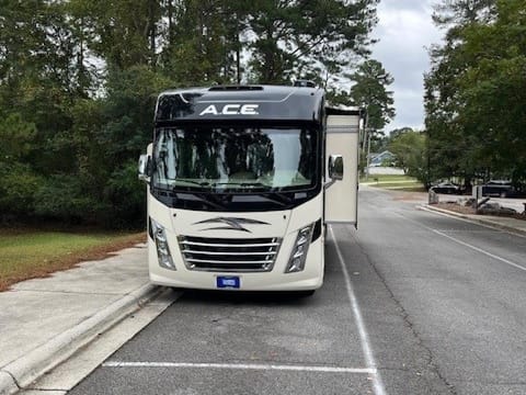 2022 THOR MOTOR COACH ACE 29.5 Drivable vehicle in Buford