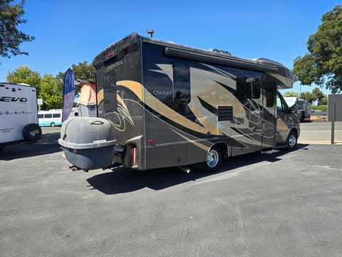 2019 Entegra QWest 24L Drivable vehicle in Davis