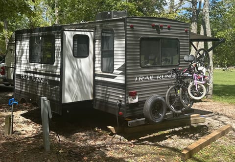 2022 Heartland Trail Runner 255RL Towable trailer in Cleveland