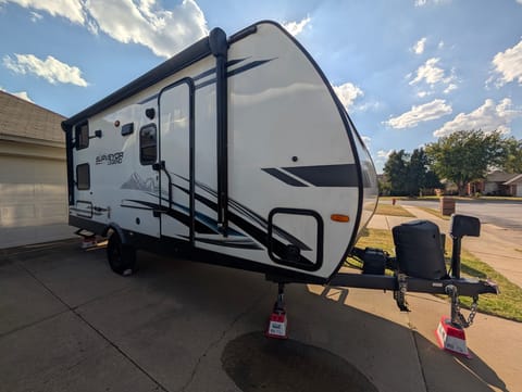 Campfire Escape - Veteran Owned Towable trailer in Edmond