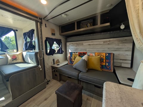 Campfire Escape - Veteran Owned Towable trailer in Edmond