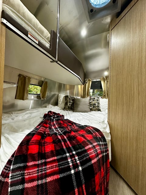 Adventure Awaits! 2019 Airstream Flying Cloud 'Daphne' Towable trailer in Surrey