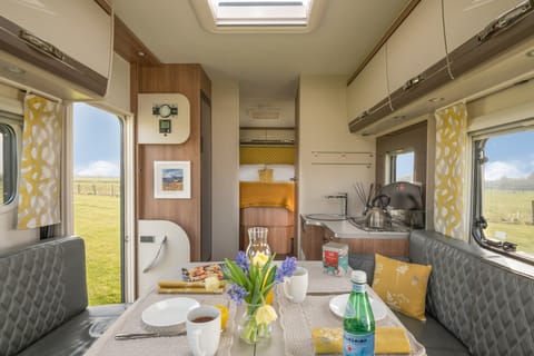 GlamperRV DBL with grey/yellow interior