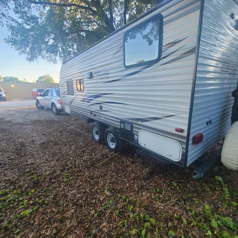 Shady Pines, Ma - Disaster Response Eligible Towable trailer in Valrico