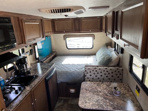 2016 Clipper Ultra Light FB Towable trailer in Santa Rosa