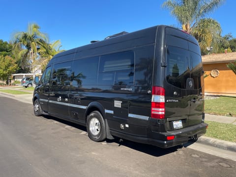 Rene’s 2015 Airstream Interstate 3500 EXT Drivable vehicle in Downey