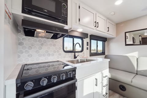 2024 GoPlay Way Finder 26BH: Adventure in New Unit Towable trailer in Laveen Village