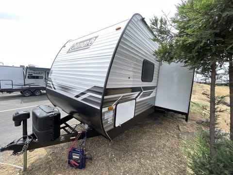 Lugo rentals Towable trailer in Modesto