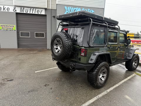 Explore Sunshine Coast & Vancouver Island in an epic Overland Jeep Wrangler RV in Sechelt