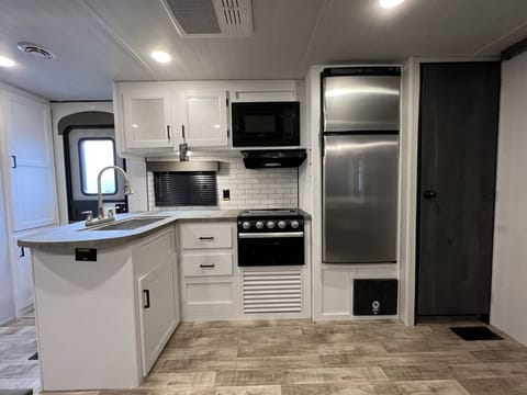 2022 Keystone Hideout - Bunkhouse Haven Towable trailer in Gilbert