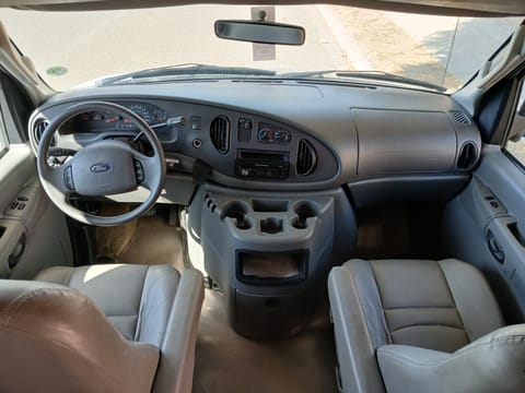 Freshly Remodeled Coachmen Freelander, Only 58k miles. Drivable vehicle in Simi Valley