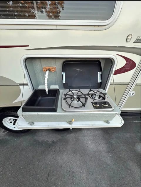 2008 Keystone Outback Towable trailer in Lodi