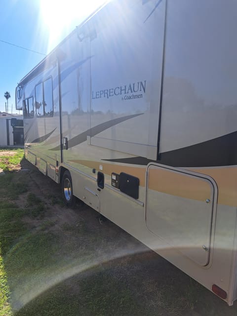 2019 Coachmen Leprechaun Drivable vehicle in Sun City