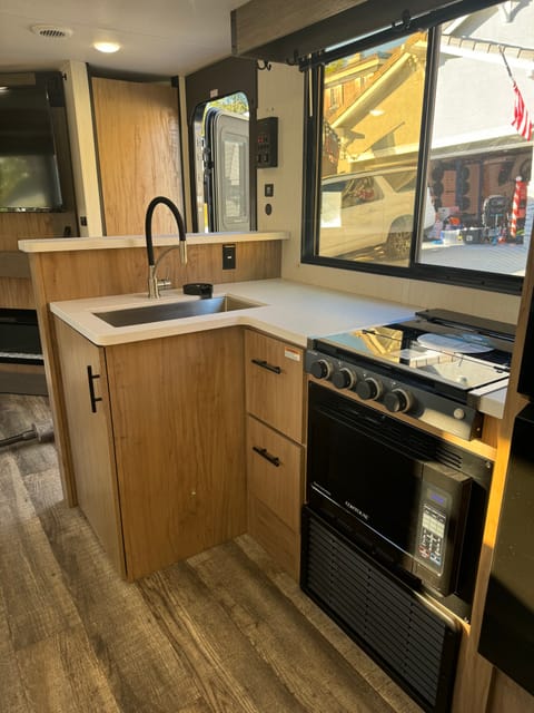 2025 Travel Trailer with Tankless Water Heater Bunkhouse and King Bed Towable trailer in Murrieta