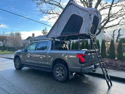 Electric 2024 Ford F150 Lightning & Roof Top Tent Drivable vehicle in North Vancouver