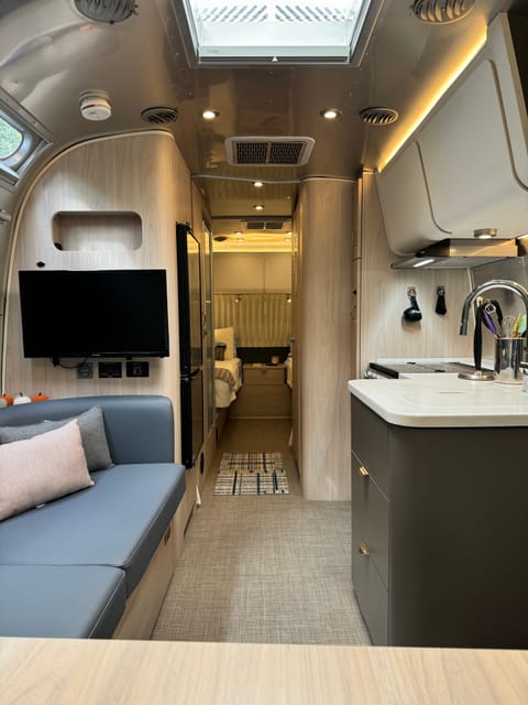 2024 Airstream Globetrotter Towable trailer in Vestavia Hills