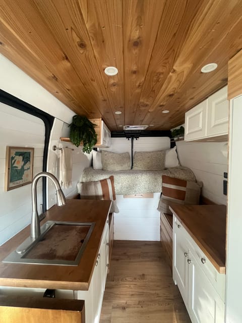 ProMaster - Dream Getaway for 2! Drivable vehicle in Venice Beach