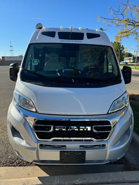 RoadTrex Drivable vehicle in Warren