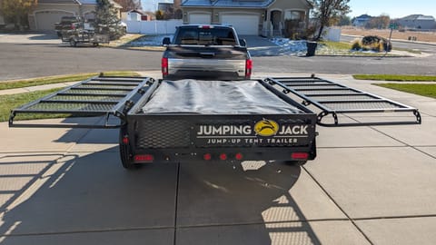 Jumping Jack Toy Hauler Remorque tractable in Farmington