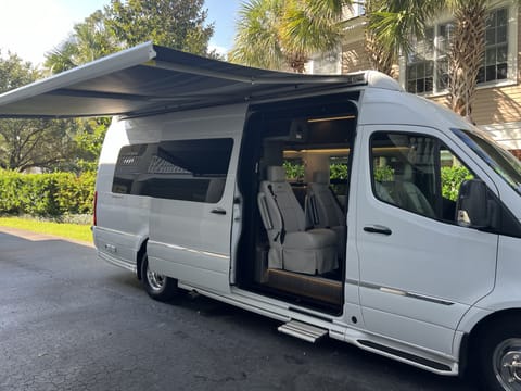 2023 Class B Airstream Interstate Camper - Minutes from Boston Drivable vehicle in Somerville