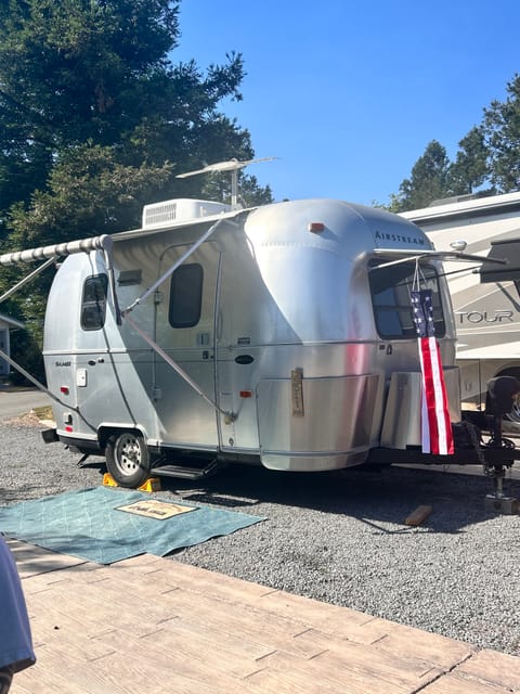 Lucky Towable trailer in Martinez