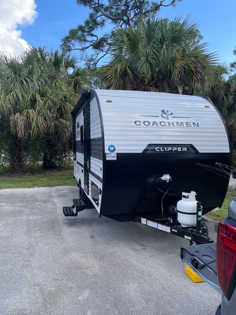 Coachman Clipper Bunkhouse Hideaway Towable trailer in Tequesta