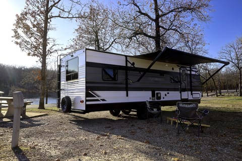 2022-Grand-Design-Transcend-XPLOR-251-BH-Stone-Mountain-Campers-RVs-Loyal

We are excited to work with you! Reach us at http://StoneMountainRVs(dot)com