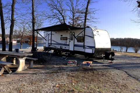 2021-Keystone-Springdale-282-BH-Stone-Mountain-Campers-RVs-Joy

We are excited to work with you! Reach us at http://StoneMountainRVs(dot)com