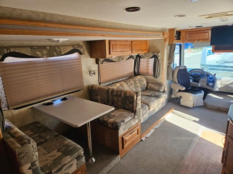 Class A bunkhouse for the whole family! Drivable vehicle in Menifee