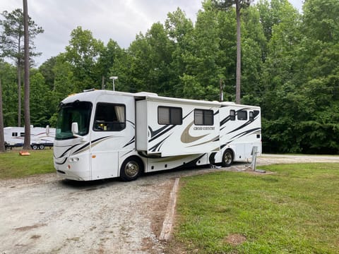 Diesel pusher sleep in can enjoy camping Drivable vehicle in Redan