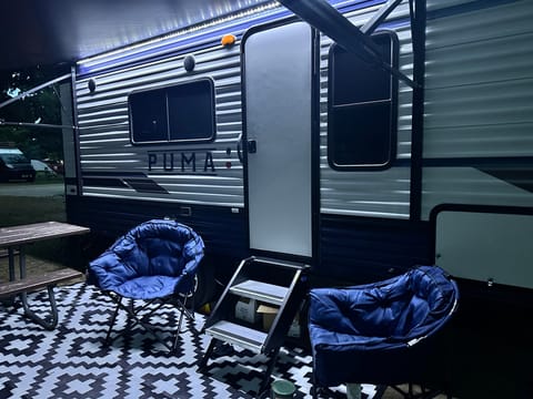 MINI GLAMPING in a NEW 2024 PUMA ULTRA LITE Towable trailer in Burlington