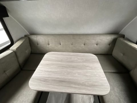 Papa Smurf, Free Solo Family edition Towable trailer in Thornton