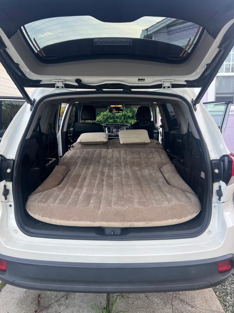 AWD Hybrid Toyota Highlander RV in Richmond