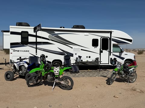 Campfires & Cozy Nights – Luxury 2023 Greyhawk Drivable vehicle in Riverside