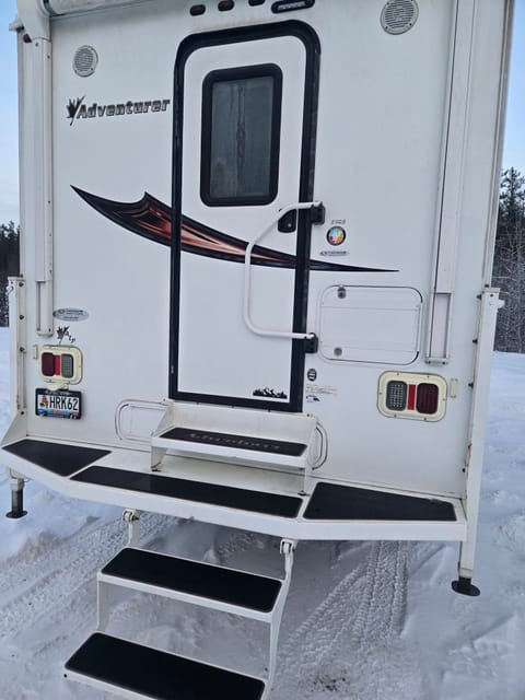 2018 adventurer 89rb on 2018 chevrolet silverado diesel with Drivable vehicle in Whitehorse