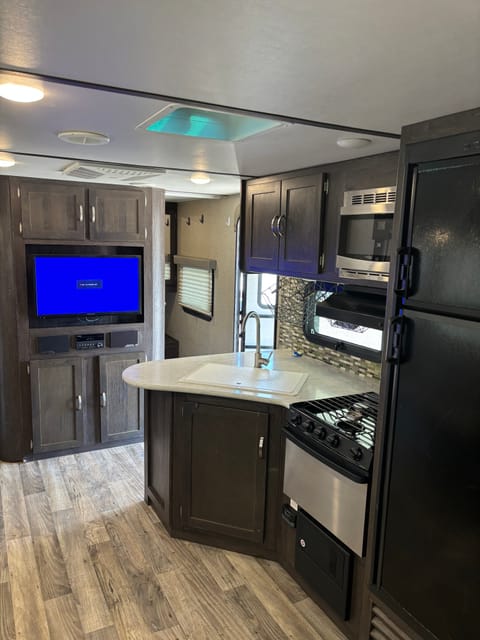 "Marylisas kid and pet approved RV" 2018 Outback ultra lite Towable trailer in Carson City