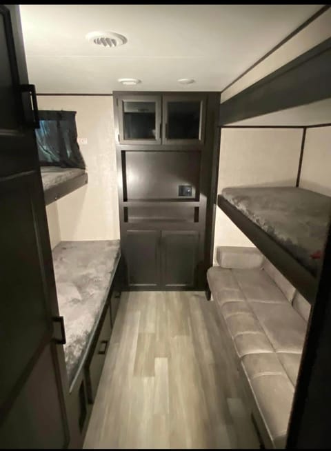 Wonderful Getaway Travel Trailer Towable trailer in Port Arthur