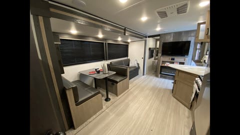 AndersonRVrental Towable trailer in Riverside