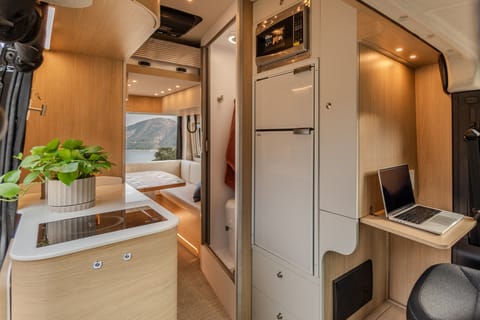 2025 Noovo Plus interior layout 