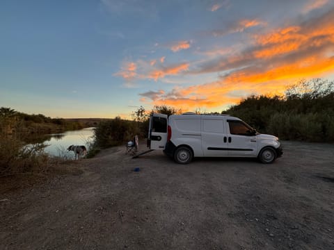 Cozy Camper Van for Two Campervan in San Francisco Bay Area