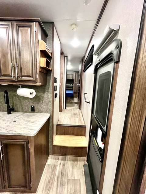 2021 Durango 38 - Rate includes Del, Ins & Fees* Towable trailer in New Braunfels