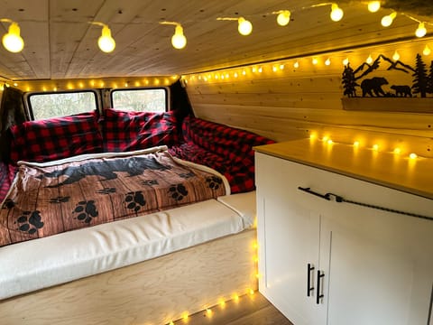 Hibernation Station - The Grizzly Cave Campervan! Campervan in Hillsboro