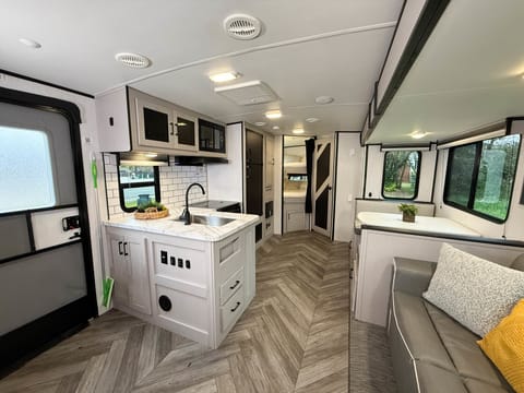 BRAND NEW Heartland Mallard M26 – Your Home Away from Home! Towable trailer in Elk Grove