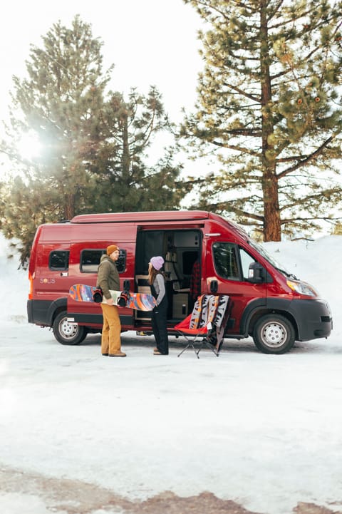 CLASS B - WINNEBAGO SOLIS *SLEEPS 2-5* Drivable vehicle in Paradise Valley