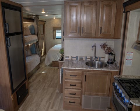 “Rocky” A class C Conquest ready for adventure Drivable vehicle in Murrieta