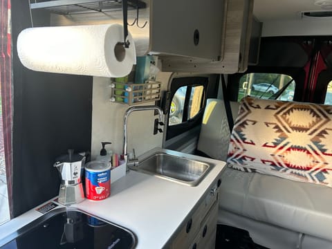 2021 Winnebago Solis, 6 Seater Sofabed and Poptop Drivable vehicle in Alameda