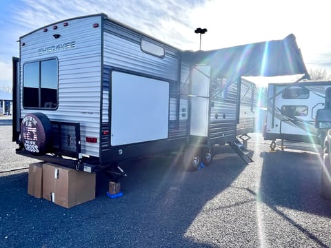 Get Out of Town 2020 Forest River Cherokee Towable trailer in Schertz