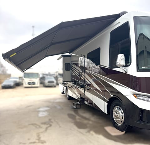 2024 Newmar Canyon Star Drivable vehicle in Kettering