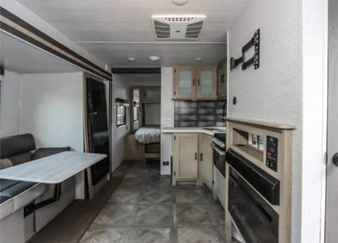 Cozy Couple Retreat Towable trailer in San Antonio