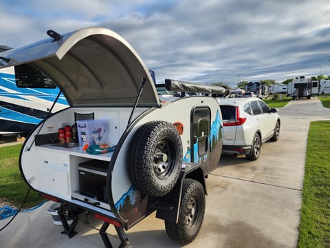 Lil' Buddy Teardrop Camper Towable trailer in San Antonio